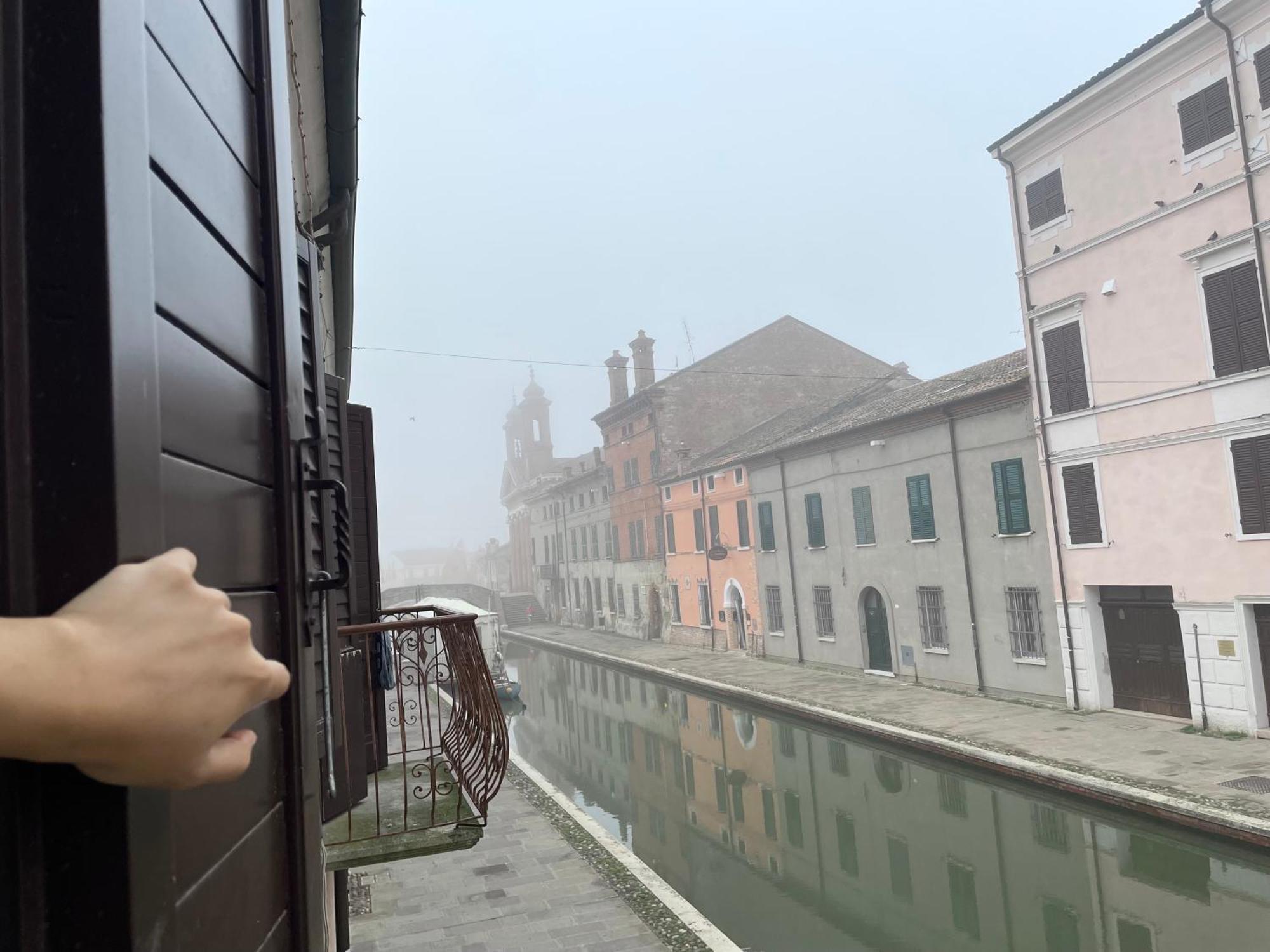 L'Encanto De Luna -Una Casa Autentica Comacchiese Comacchio Exteriör bild