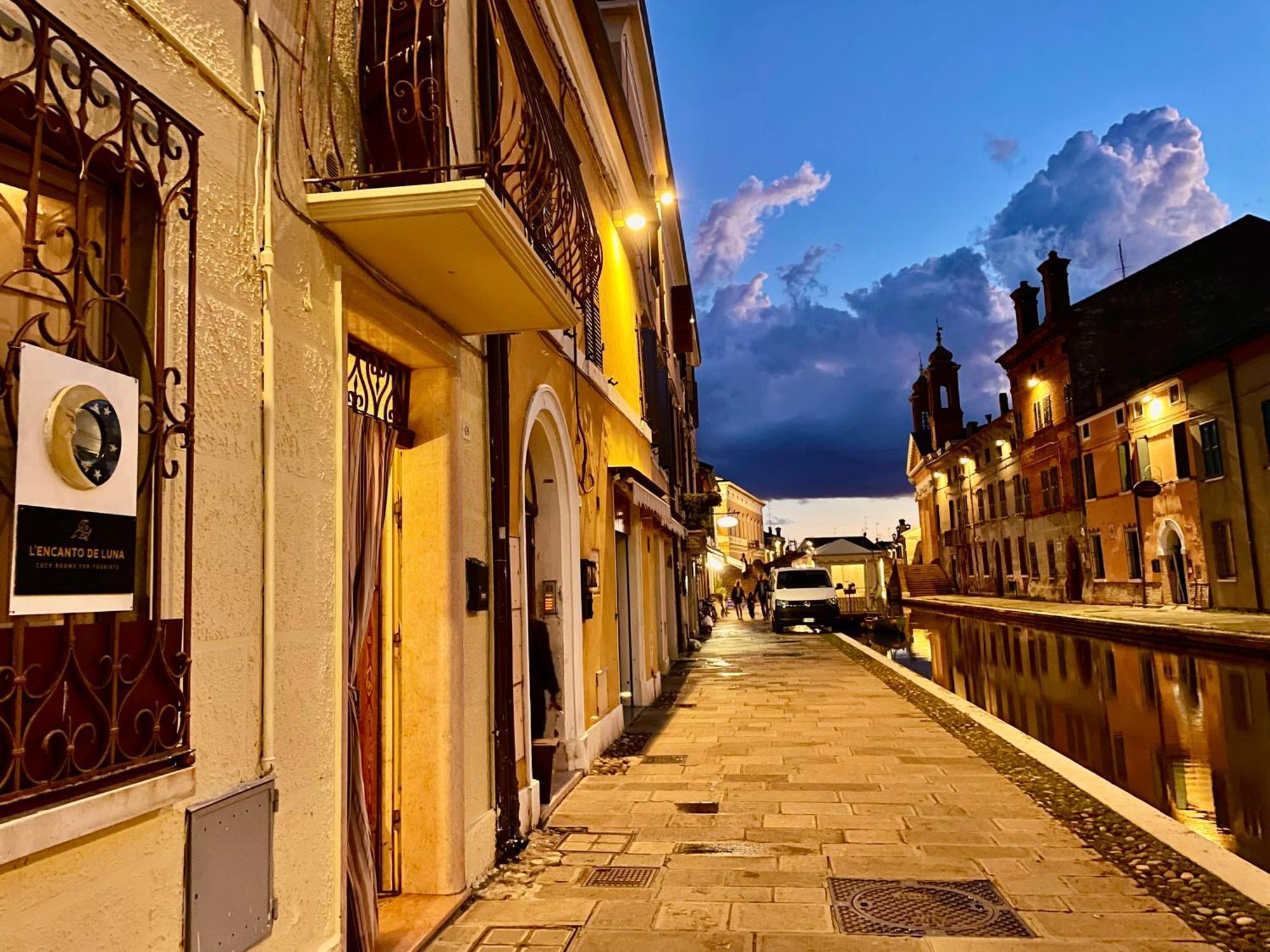 L'Encanto De Luna -Una Casa Autentica Comacchiese Comacchio Exteriör bild